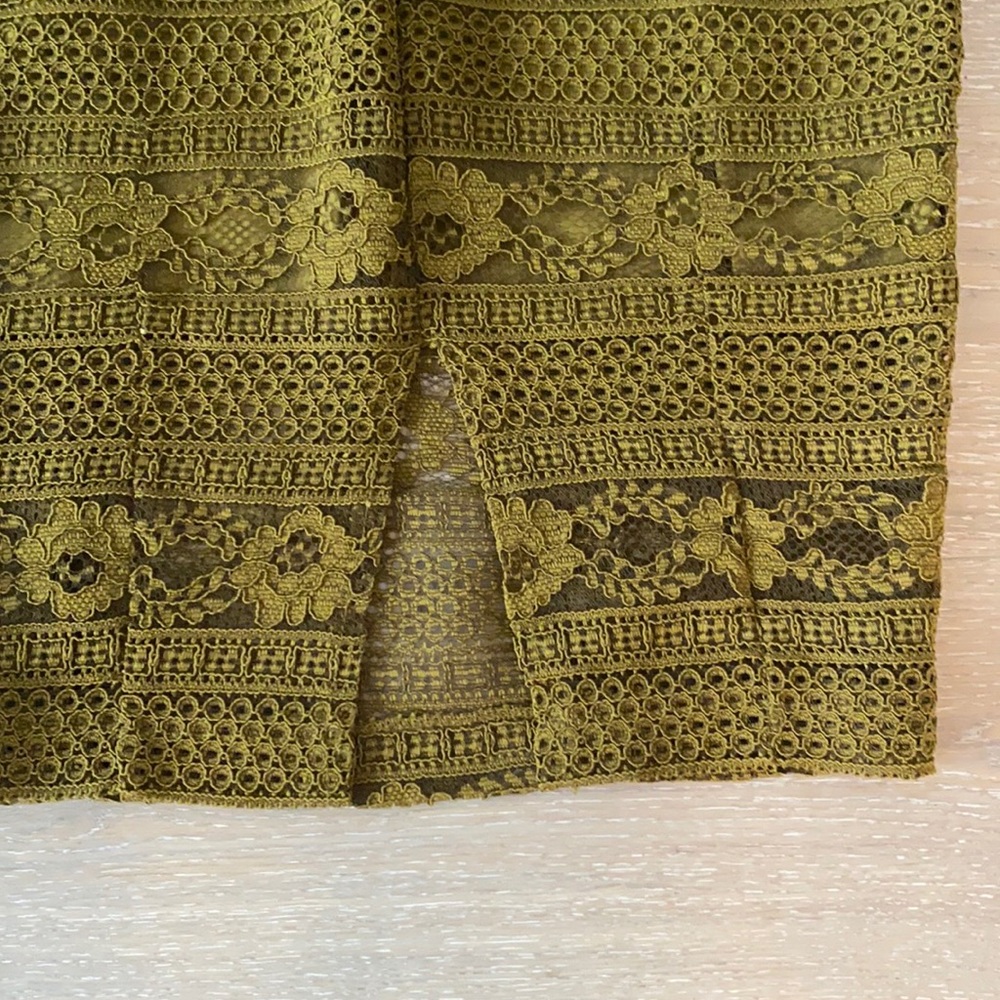 HP 🎉 H&M crotchet green v-neck dress. Size 8. - Picture 5 of 6